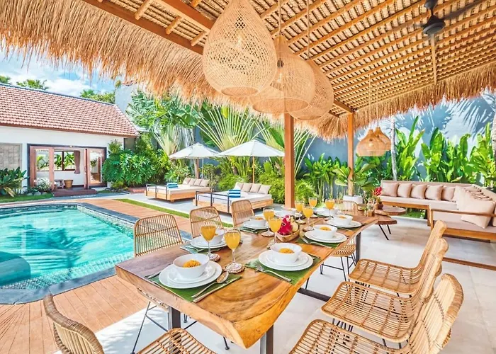 Belize - Lush 4bdr Rooftop Terrace Villa Canggu
